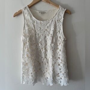Saint Tropez White Floral Lace Sleeveless Blouse